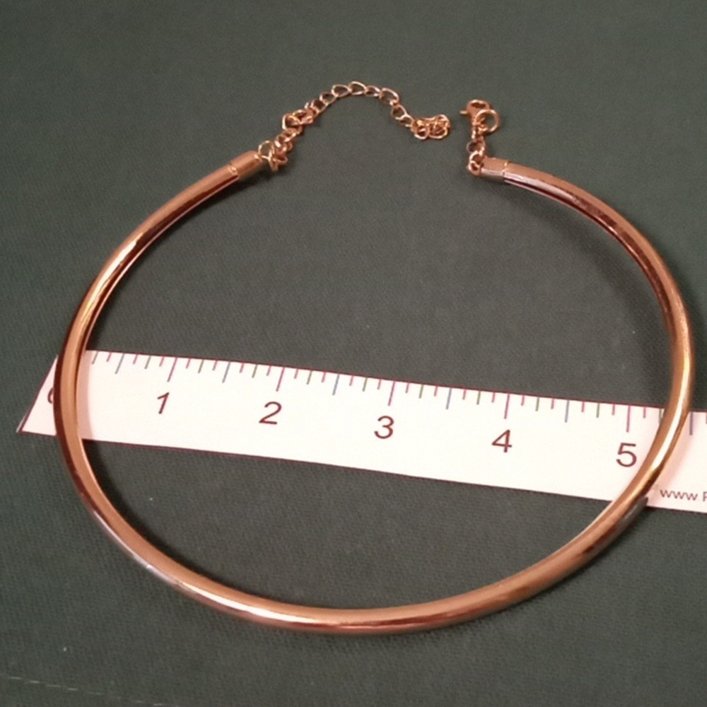 EUC Lot Of 4 Gold-Tone Statement Jewelry Including Choker, Peacock Pendant - Picture 8 of 10